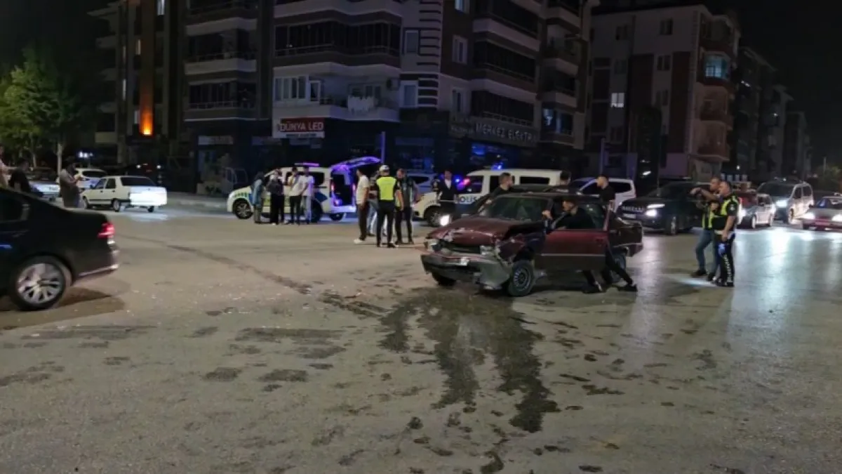 Kazaya yardım için geldi, darbedilerek hastanelik oldu