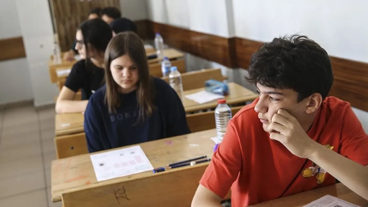 LGS 2026 saat kaçta başlıyor, kaçta bitiyor? İşte oturum saatleri...