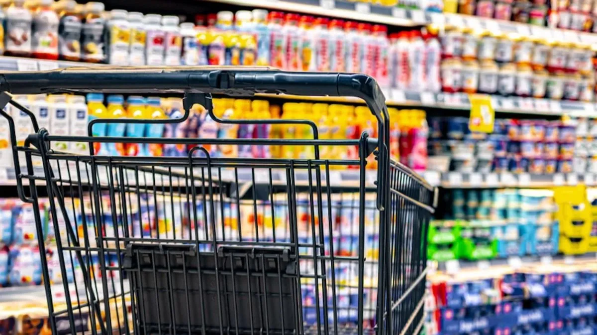 Market devinden küçülme kararı! 60 mağaza kapanacak