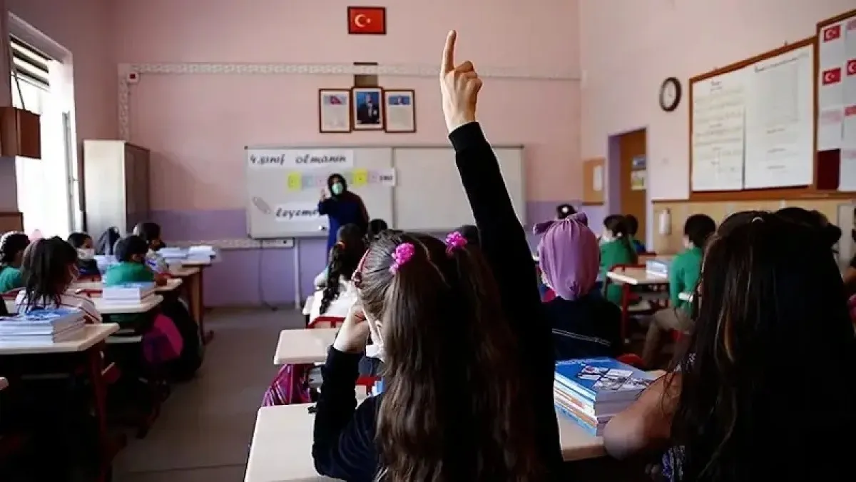 Milyonlarca öğrencinin gözü takvimde: Okullar ne zaman kapanacak?