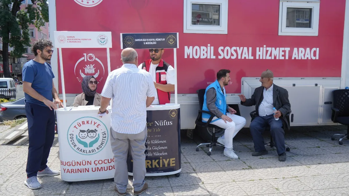 Mobil Sosyal Hizmet Aracı Samsun sokaklarında