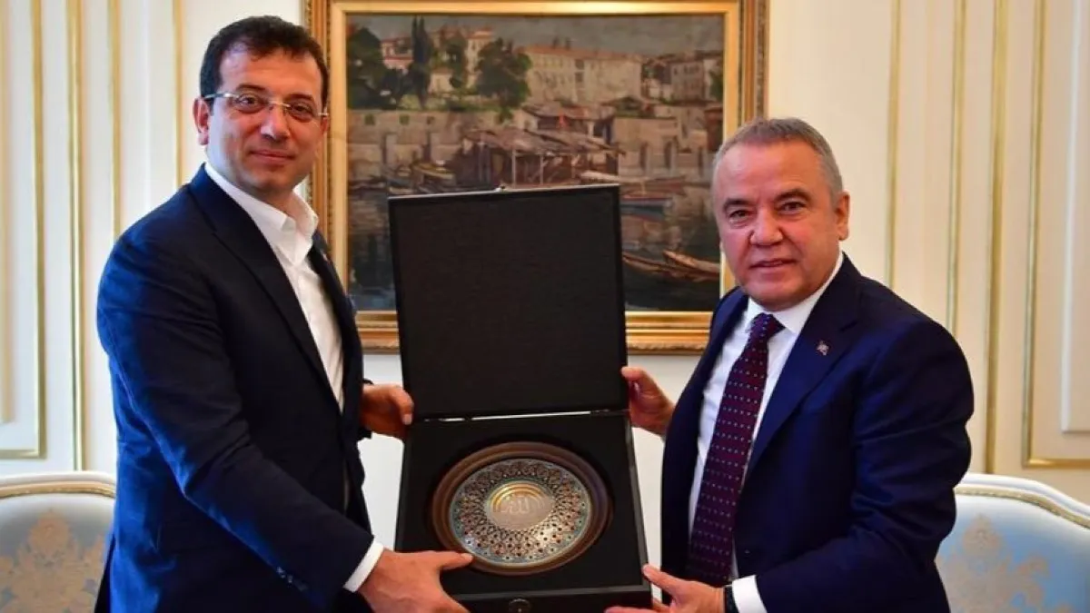 Muhittin Böcek’ten İmamoğlu hakkında 5 milyon euro iddiası