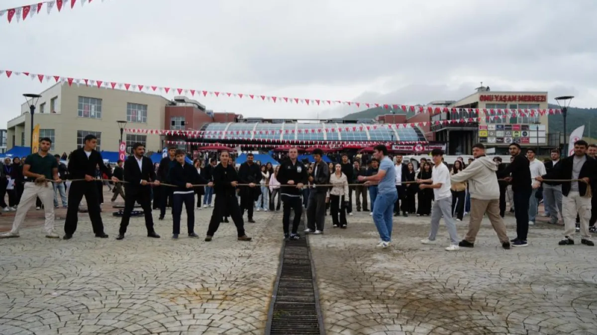 OMÜ'de yeni akademik yıl UyumFest'26 ile renklendi