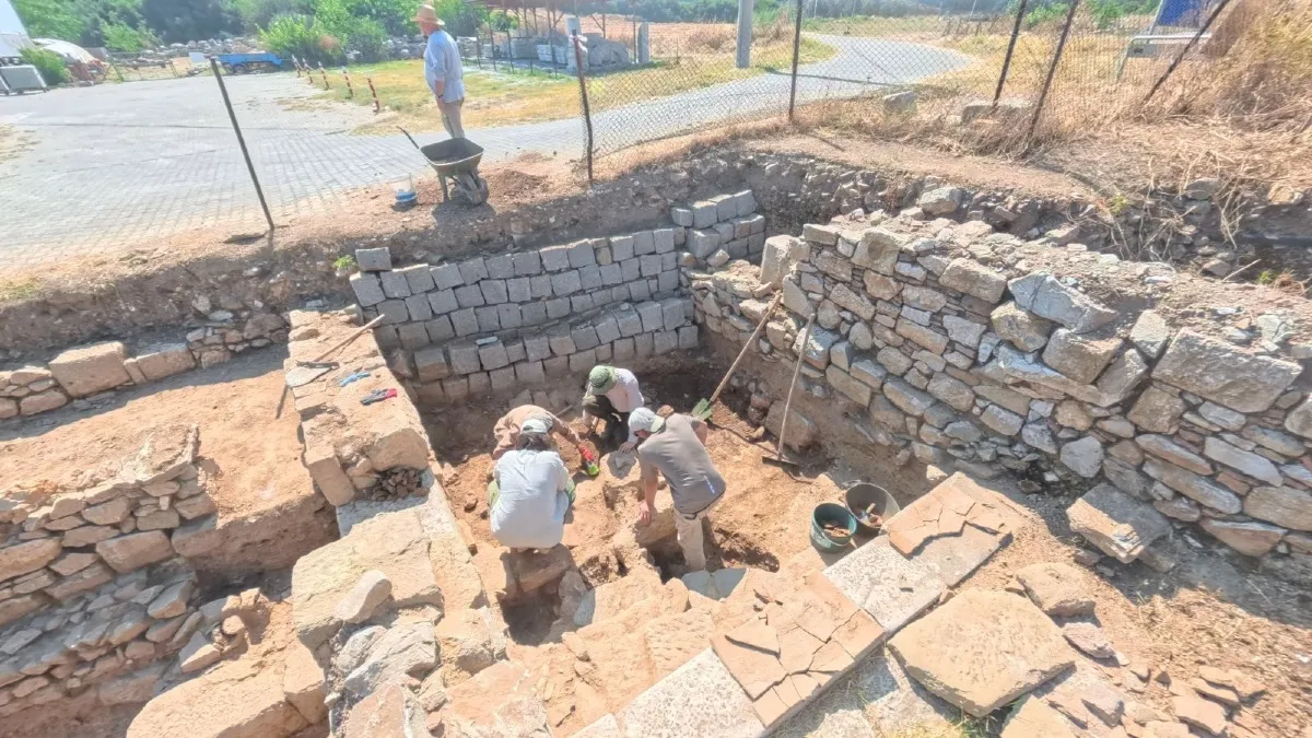 OMÜ’den Parion Antik Kenti kazılarına katkı