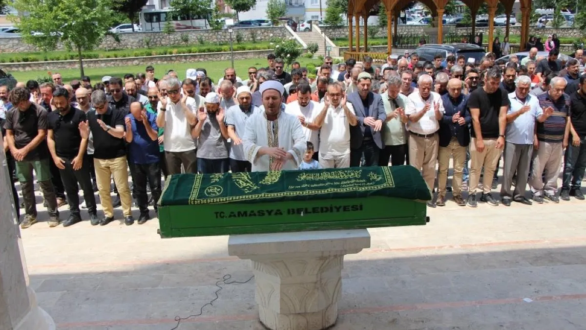 Orhan öğretmen, doğum günü ve evlilik yıl dönümünde hayatını kaybetti