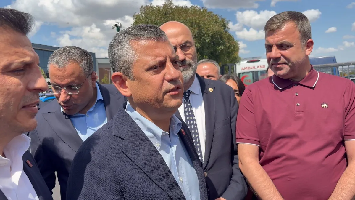 Özgür Özel'den Silivri'de Ekrem İmamoğlu'na destek ziyareti
