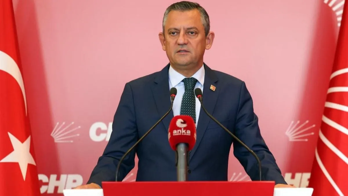 Özgür Özel'in ekibi Olağanüstü Kurultay için mahkemeye başvurdu