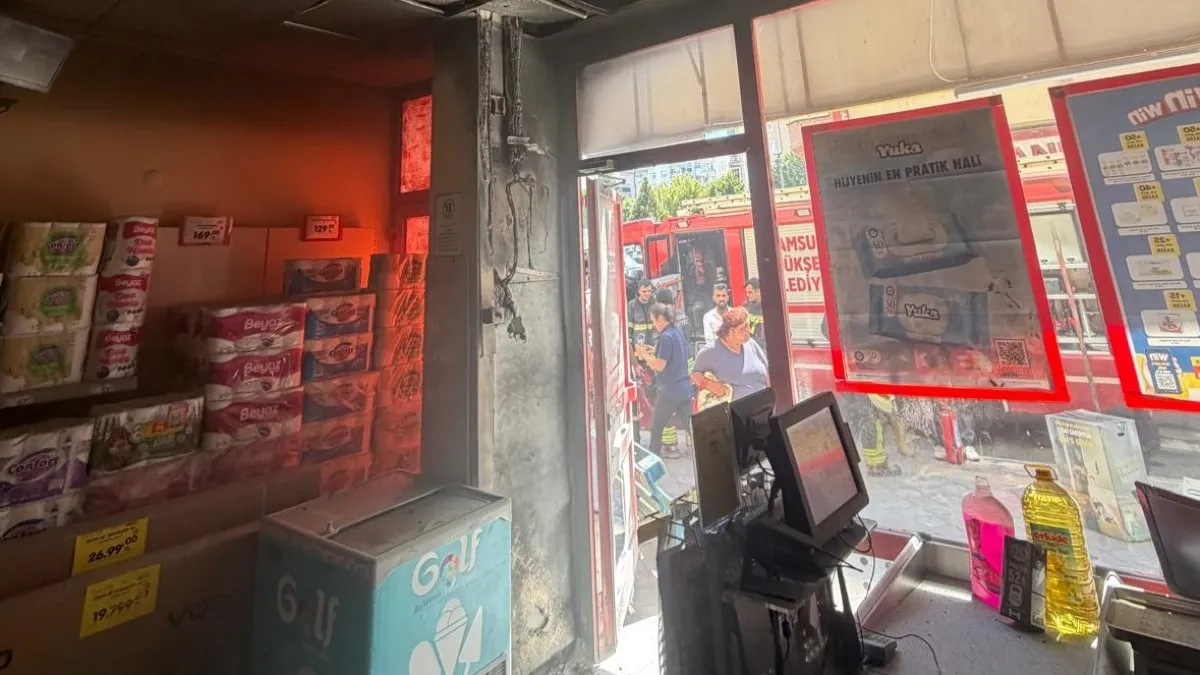 Samsun Bafra’da market yangını paniği