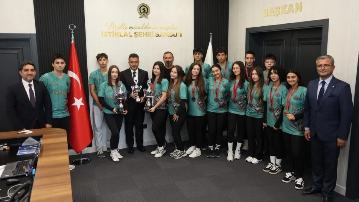 Samsun Belediye Başkanı Doğan: "Şehrimizin evlatlarıyla gurur duyuyorum"