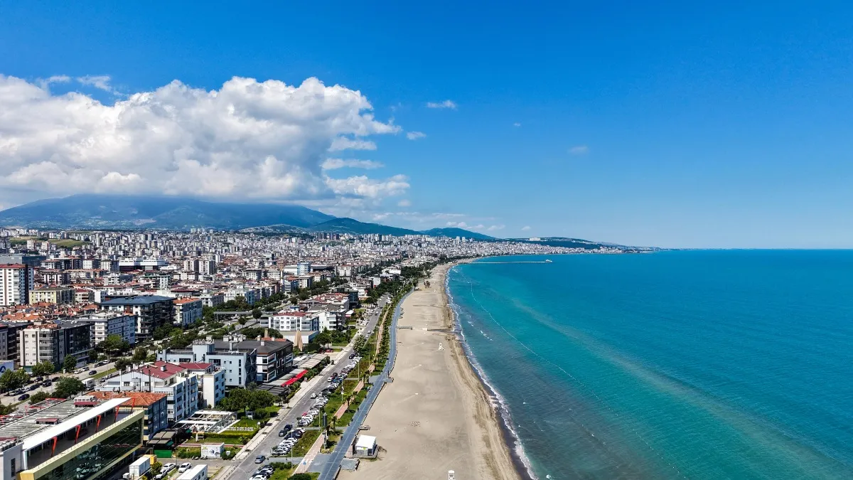 Samsun sahillerinde büyük başarı: Mavi bayraklı plaj sayısı 19 oldu!