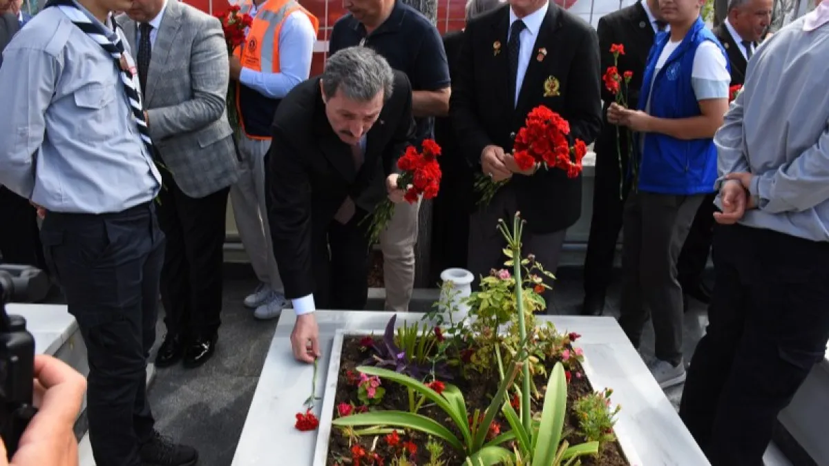 Samsun ve çevre illerde 15 Temmuz'da şehitliklere anlamlı ziyaret