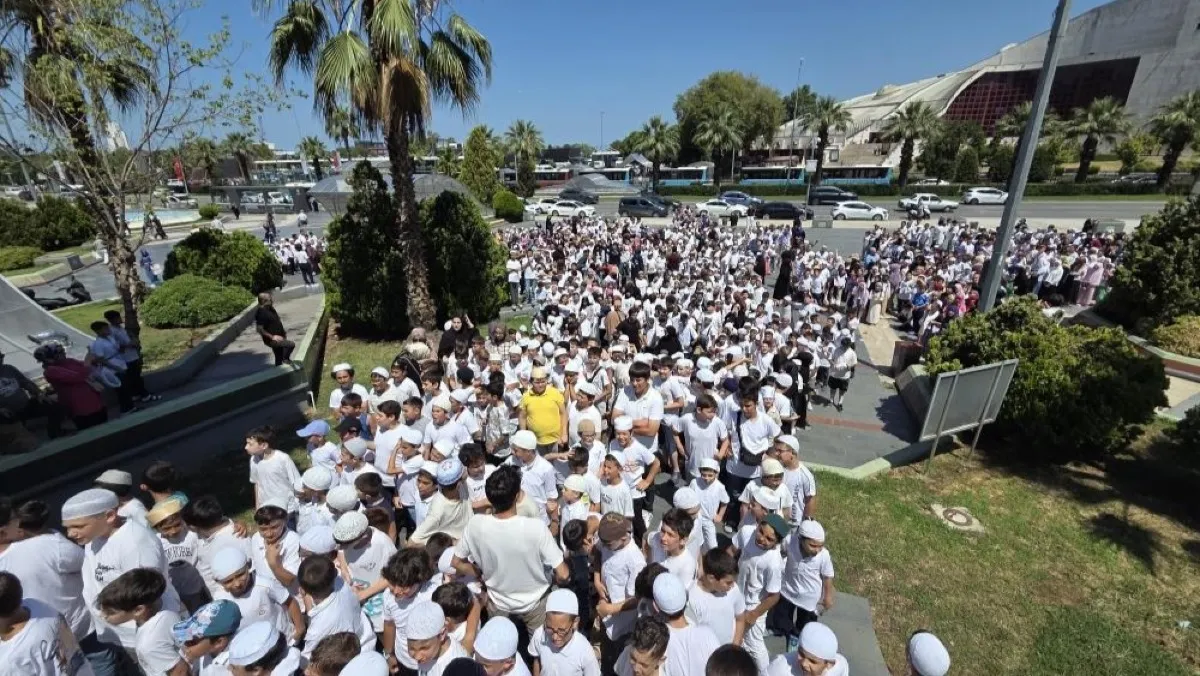 Samsun’da 2 bin öğrenci Büyük Cami’ye akın etti