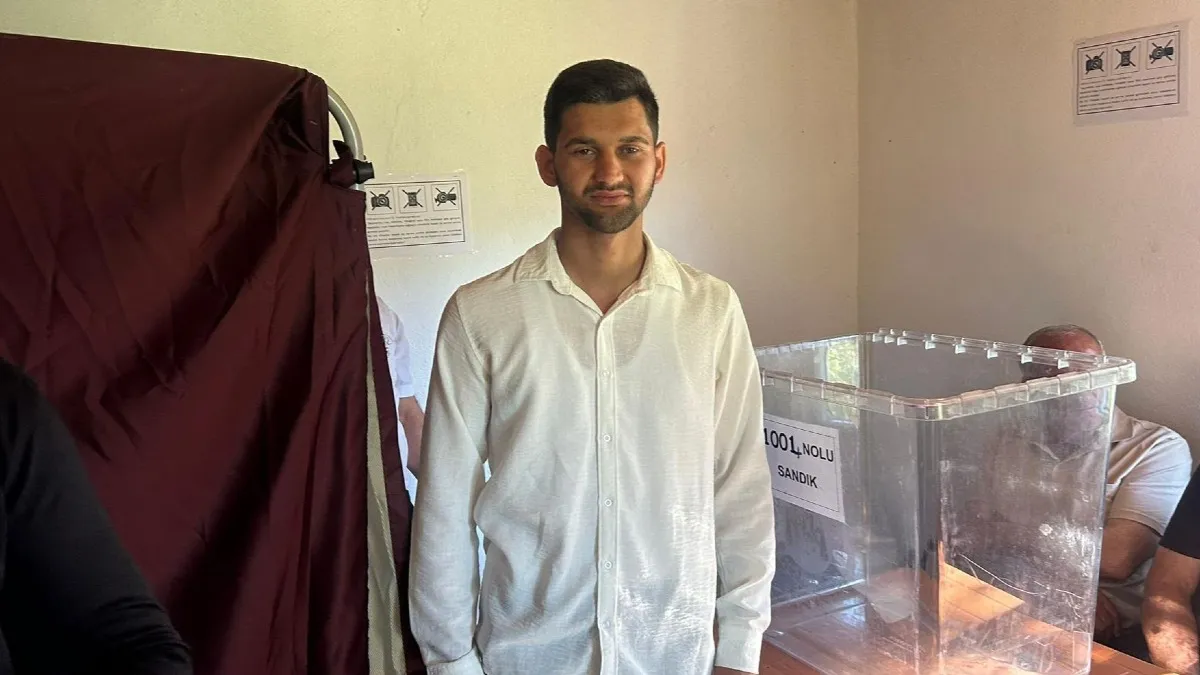 Samsun'da 21 yaşındaki Emirhan Çepe muhtar seçildi