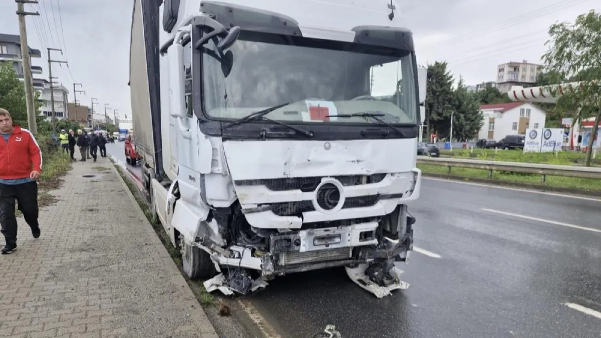 Samsun'da 5 kişinin yaralandığı kazanın kamera görüntüleri ortaya çıktı