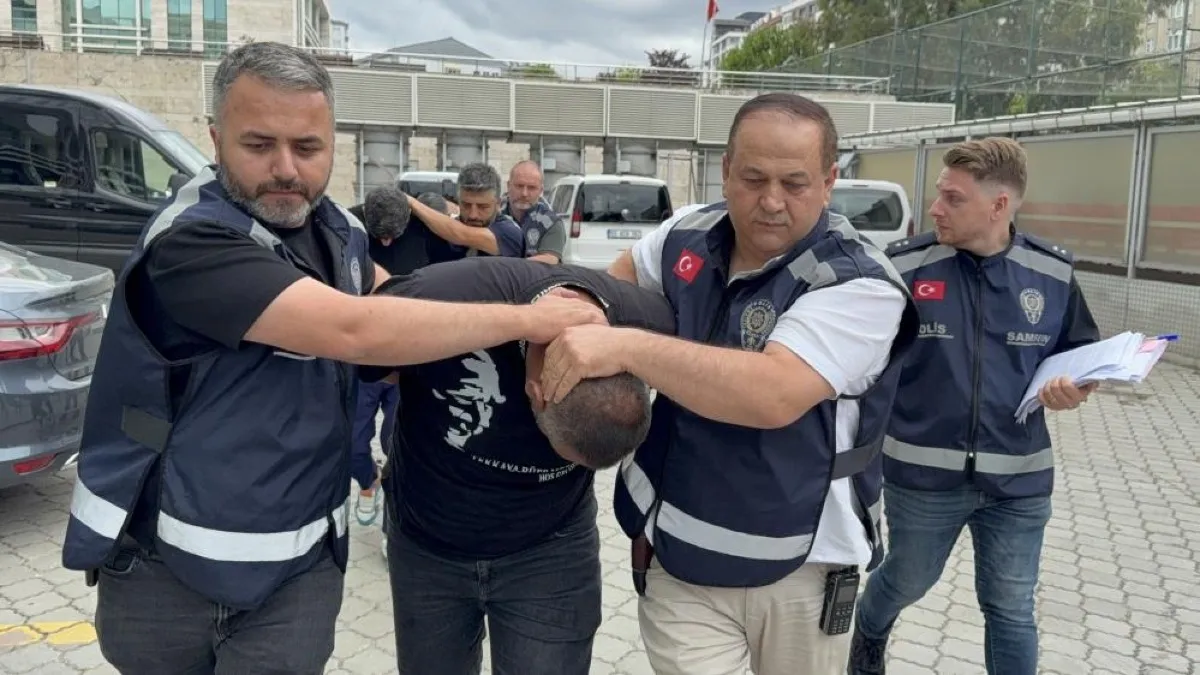 Samsun'da alacak cinayetinde 4 şüpheli adliyede
