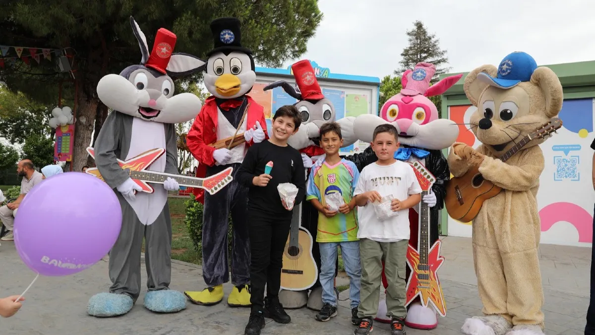 Samsun'da Balonya birinci yaşını çocuklarla kutladı
