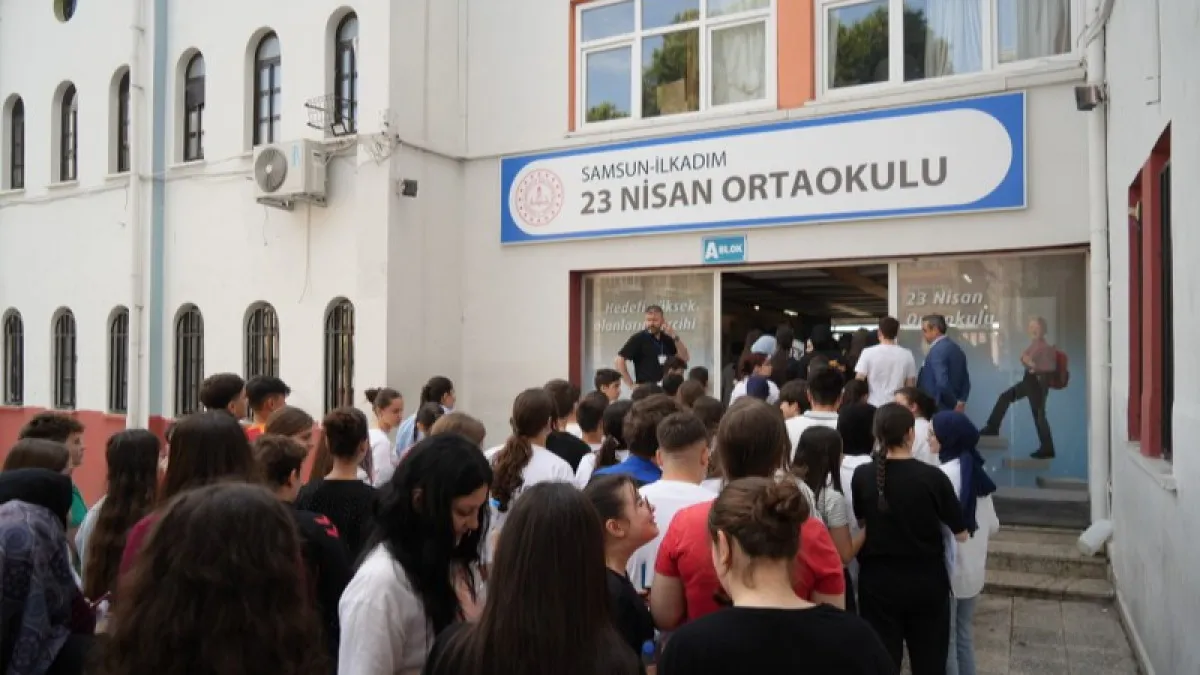 Samsun'da binlerce öğrencinin LGS heyecanı