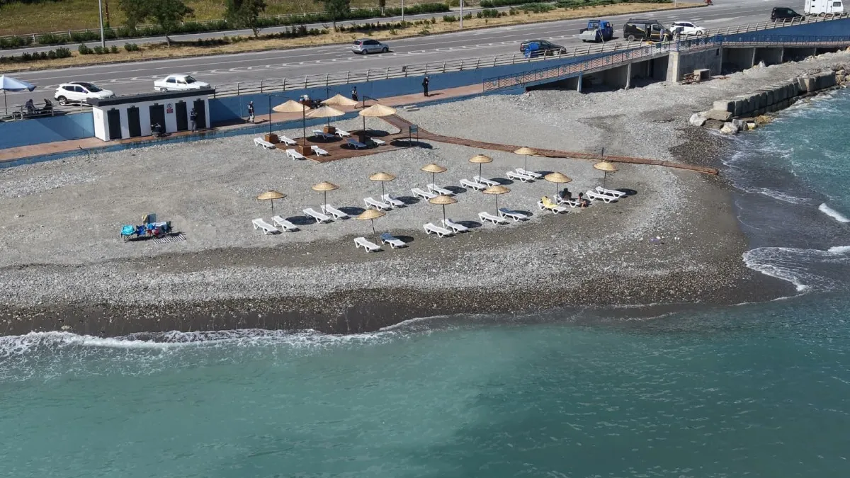 Samsun'da bir plaj daha mavi bayrak aldı!