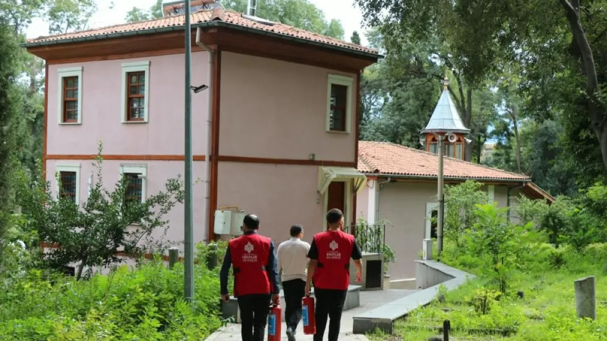 Samsun’da cami ve Kur’an kurslarına yangın tüpü ile ilkyardım çantası