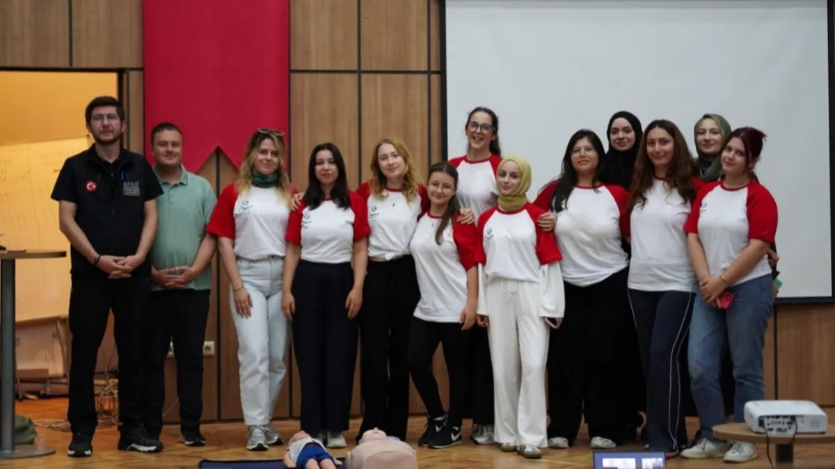 Samsun'da çevreci gençlere afet eğitimi