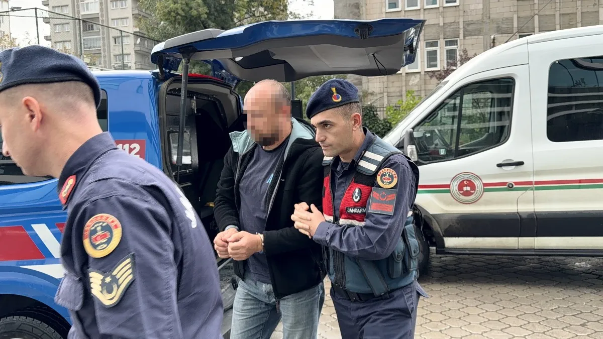 Samsun’da ev hırsızlığı şüphelisi adliyeye sevk edildi