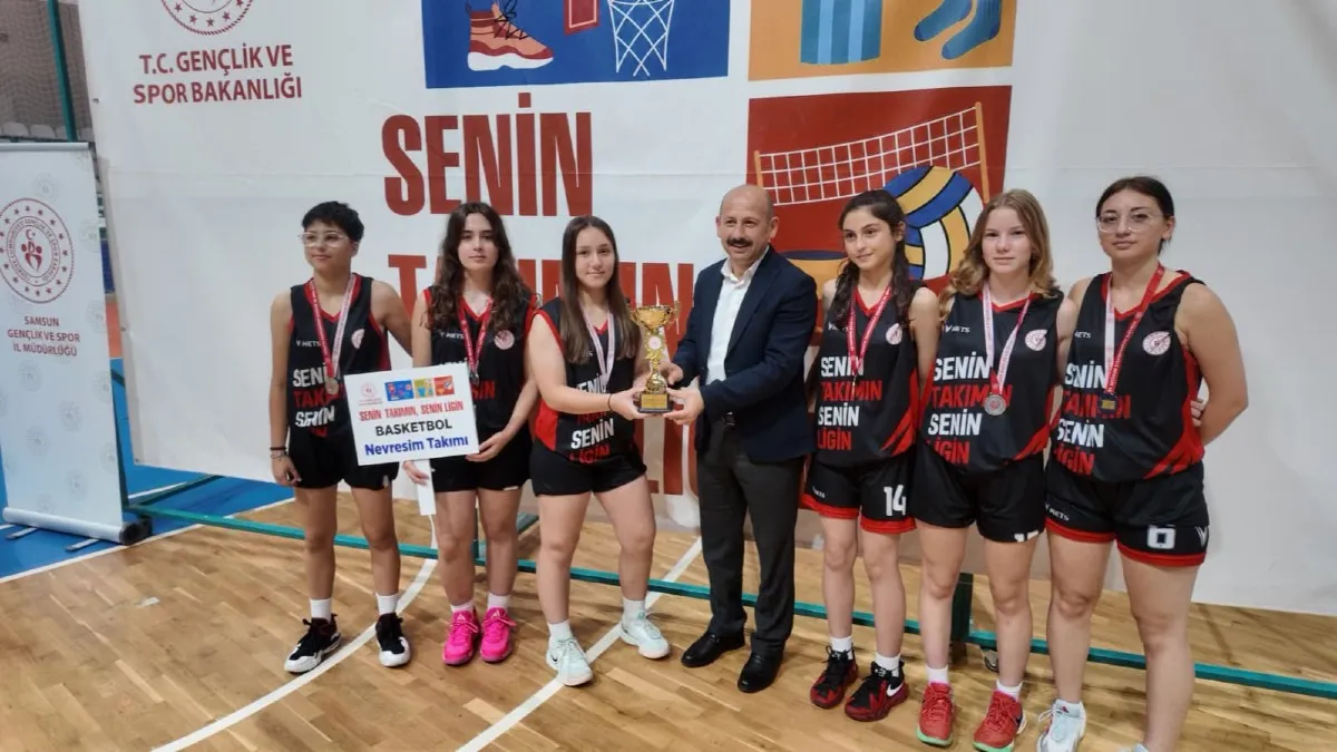 Samsun’da gençler sporda ve dostlukta buluştu