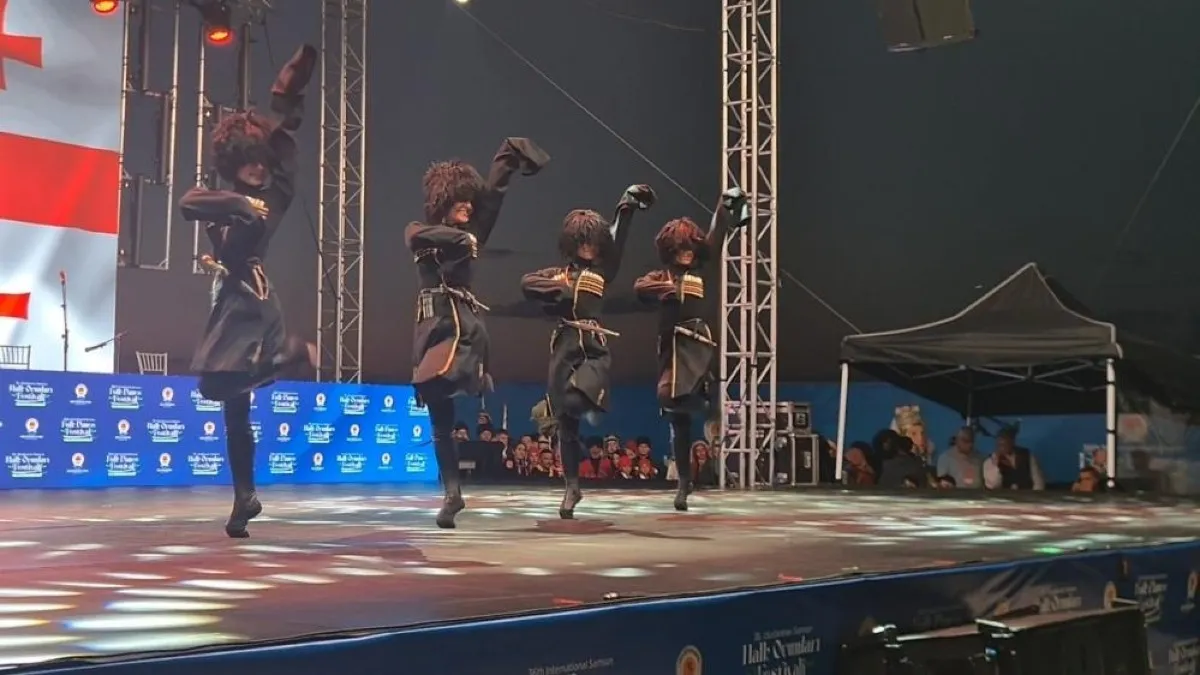 Samsun’da halk oyunları festivali final gösterisiyle sona erdi