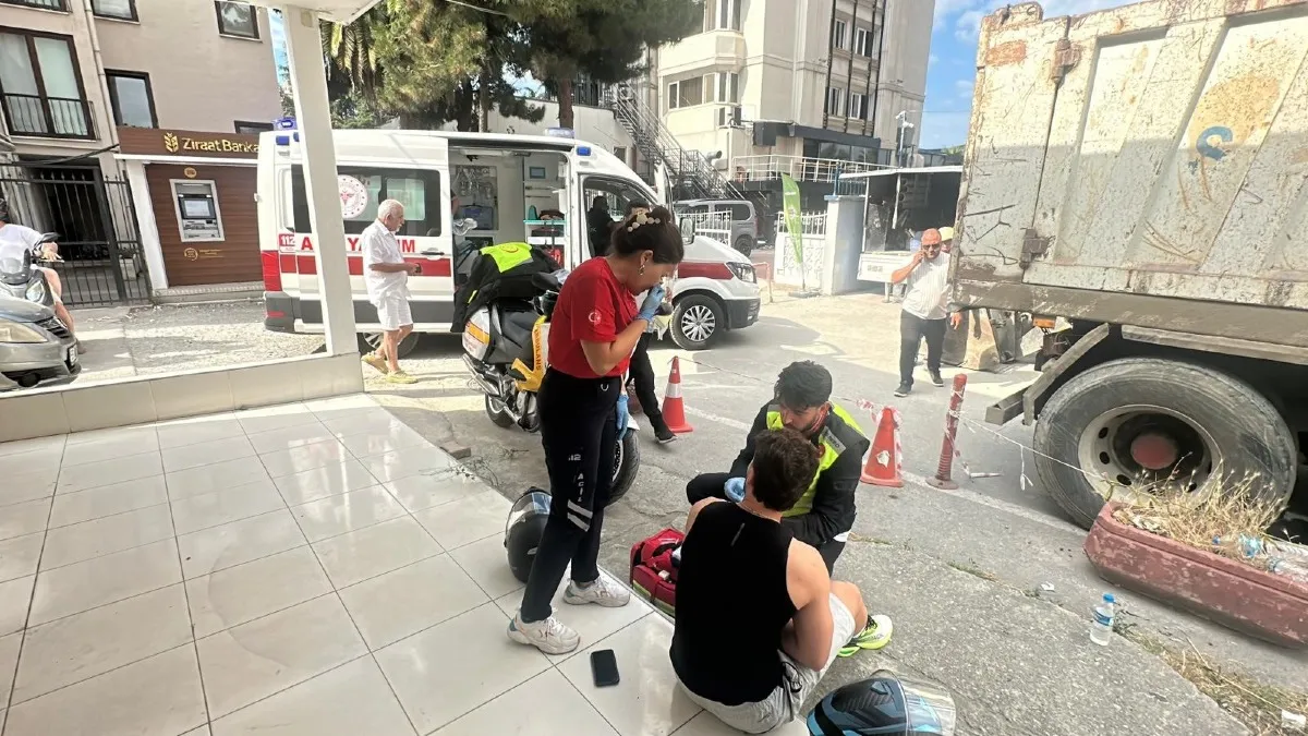 Samsun'da İş makineleri arasından geçmek isterken motosikletiyle düştü