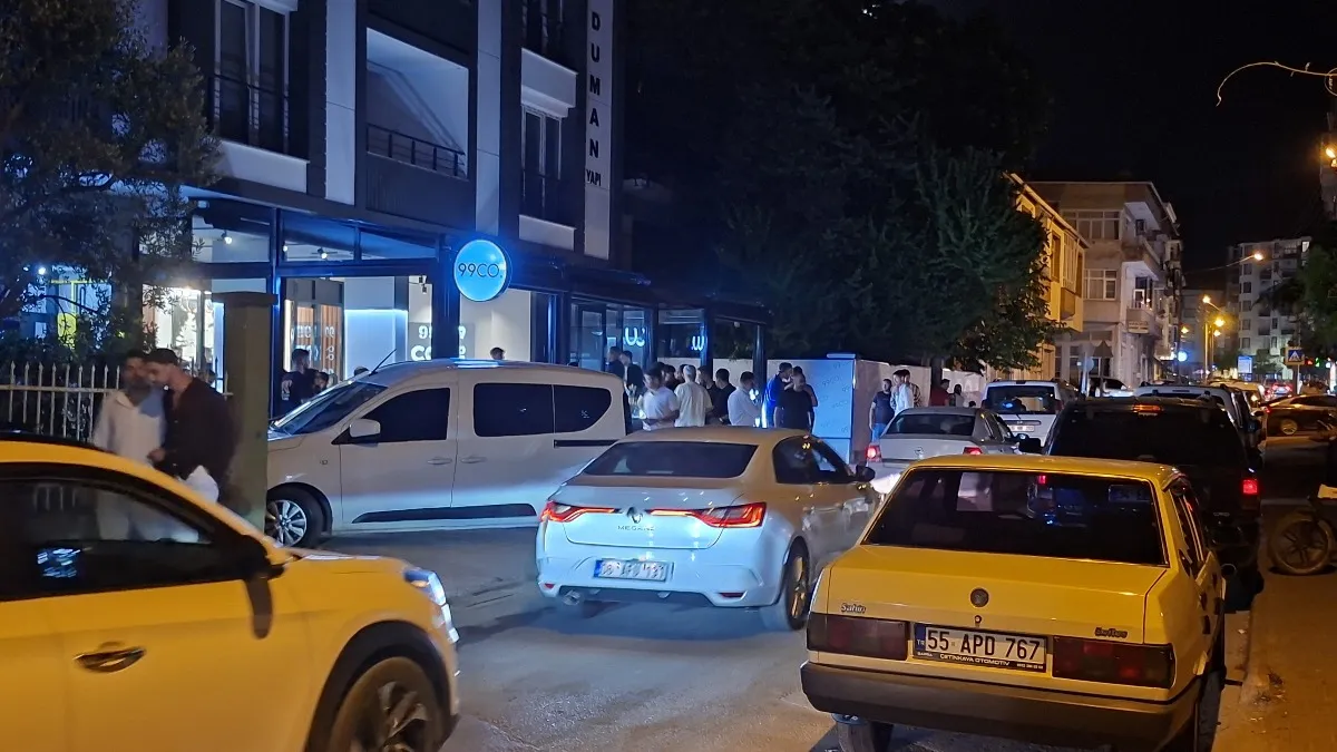 Samsun'da kafeterya önünde silahlı saldırı