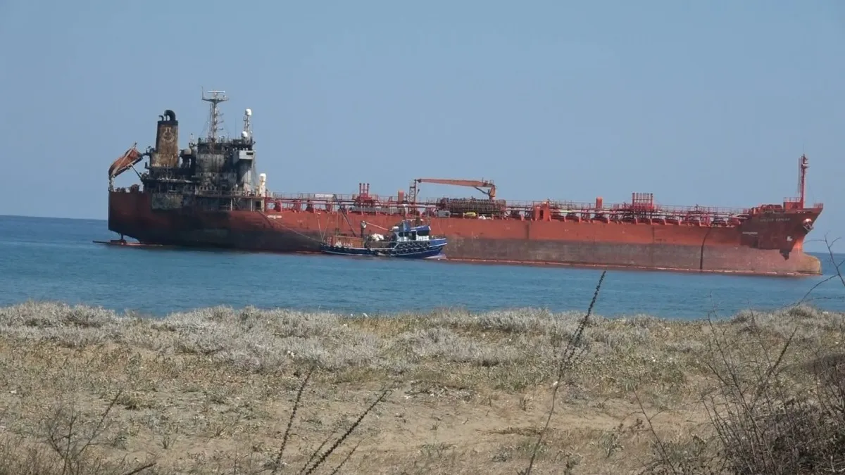Samsun'da karaya oturan gemi için kurtarma çalışması başlatıldı