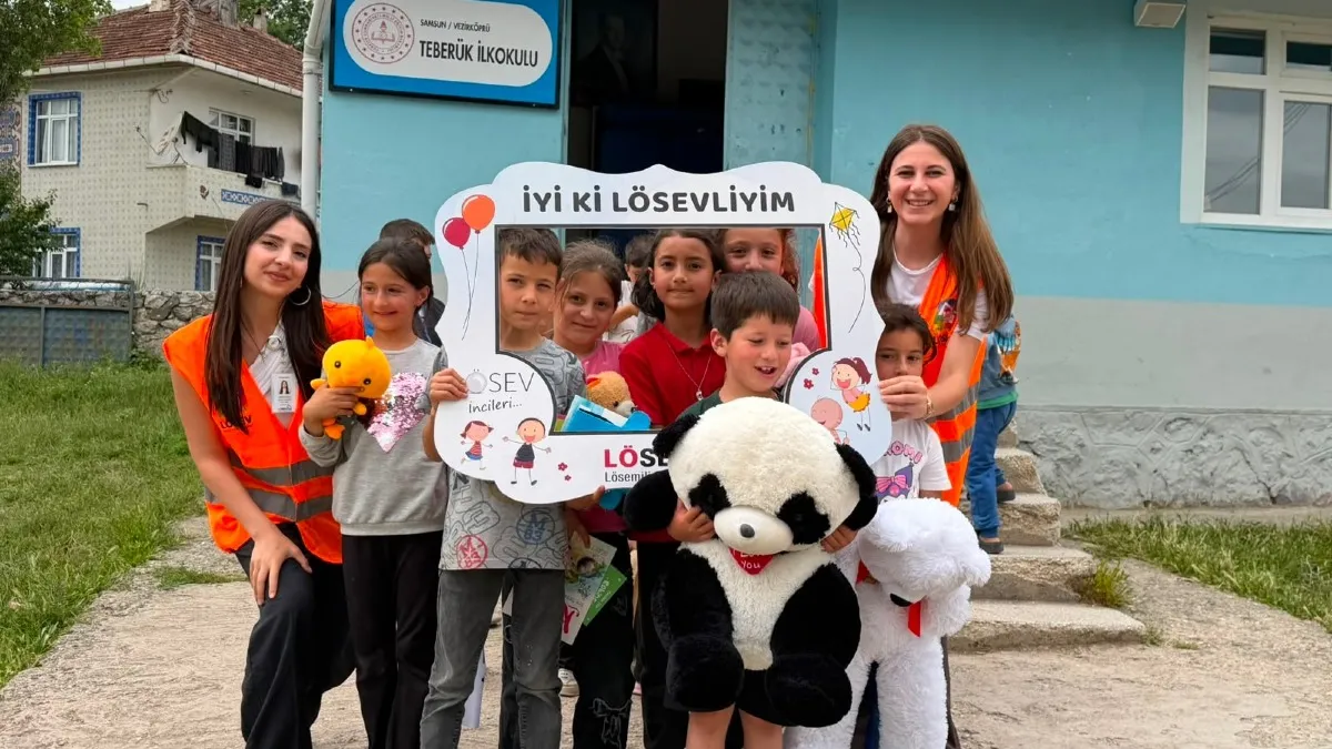 Samsun'da LÖSEV köy okullarına neşe taşıdı