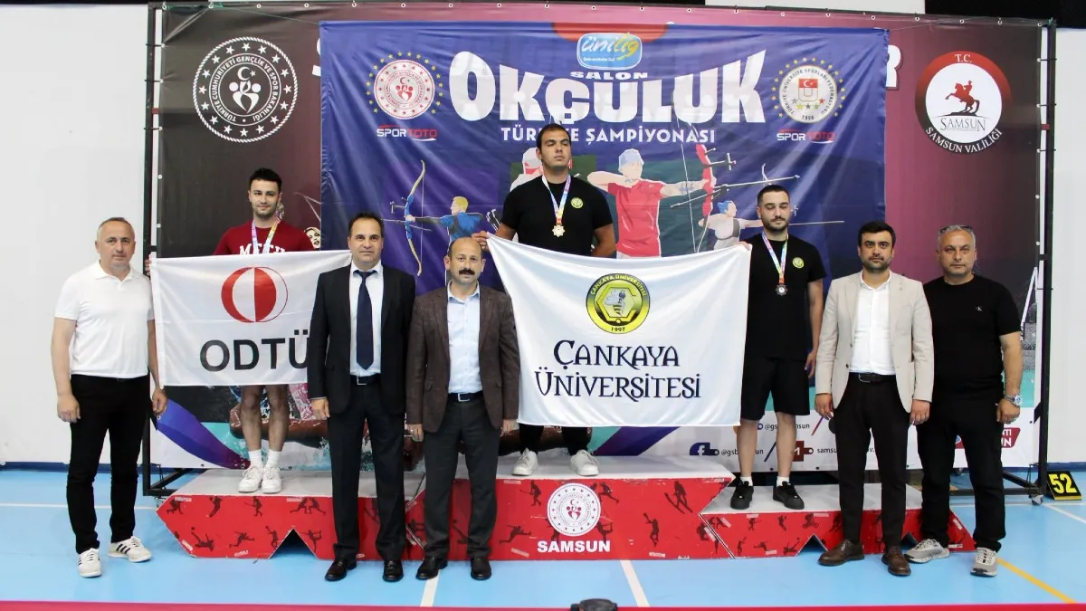 Samsun'da okçular hedefi 12'den vurdu