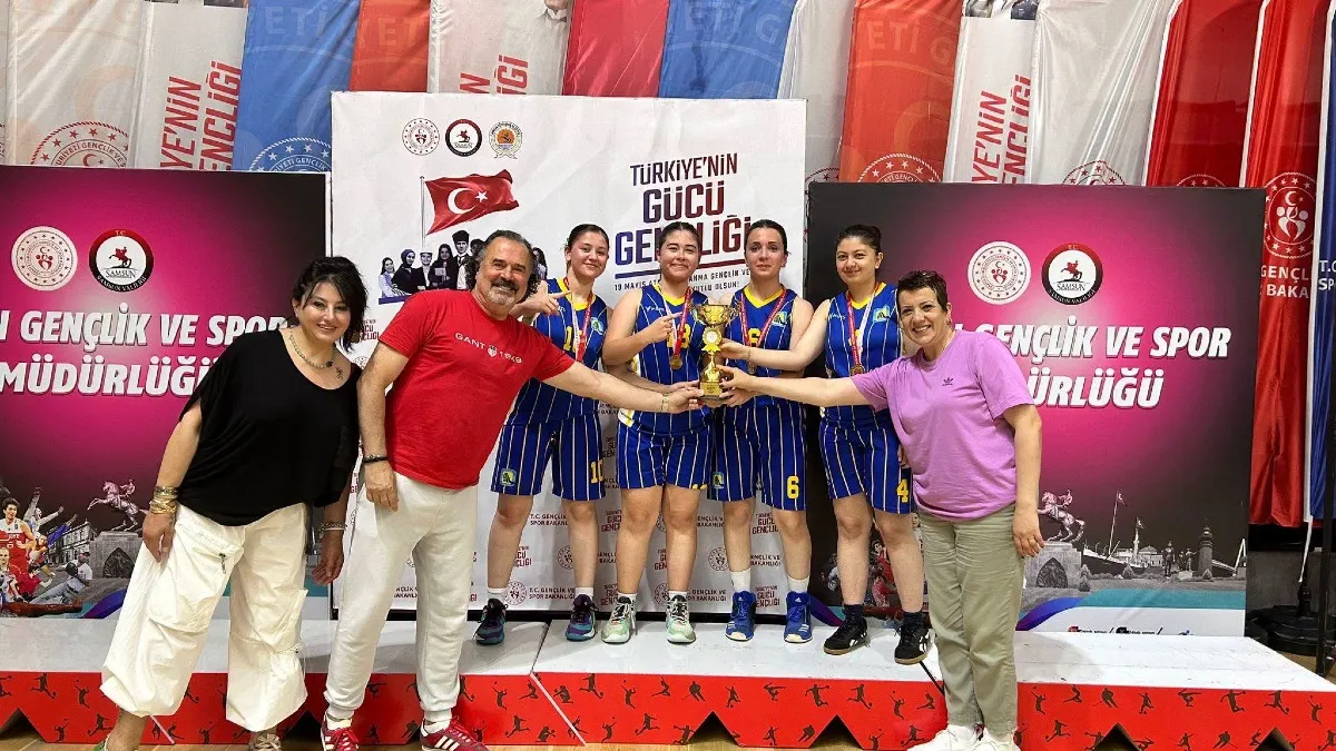 Samsun'da Okul Sporları 3x3 Basketbol Şampiyonları belli oldu