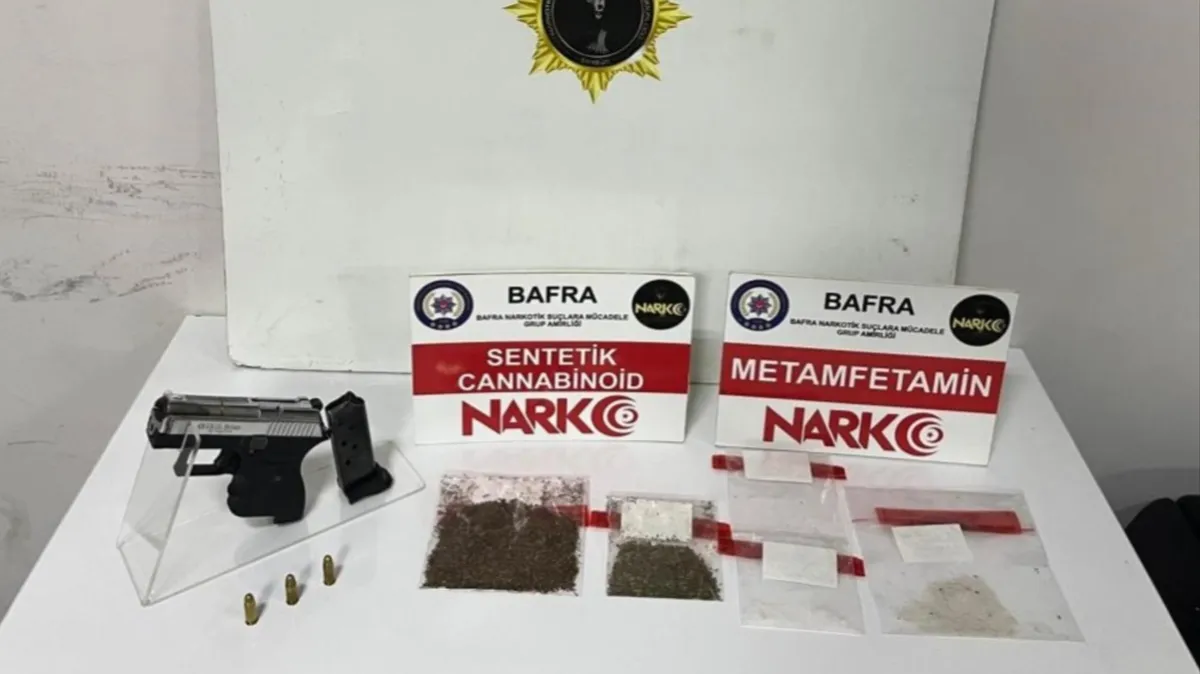 Samsun'da operasyon: Araçtan uyuşturucu ve silah çıktı