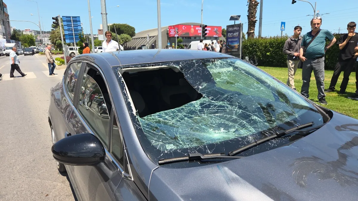 Samsun'da otomobilin çarptığı yaşlı adam ağır yaralandı