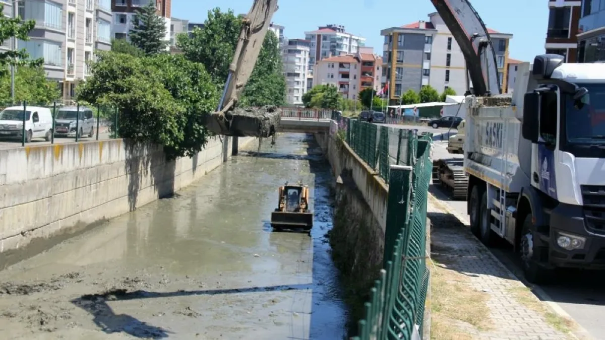 Samsun'da SASKİ’den dere yataklarına neşter