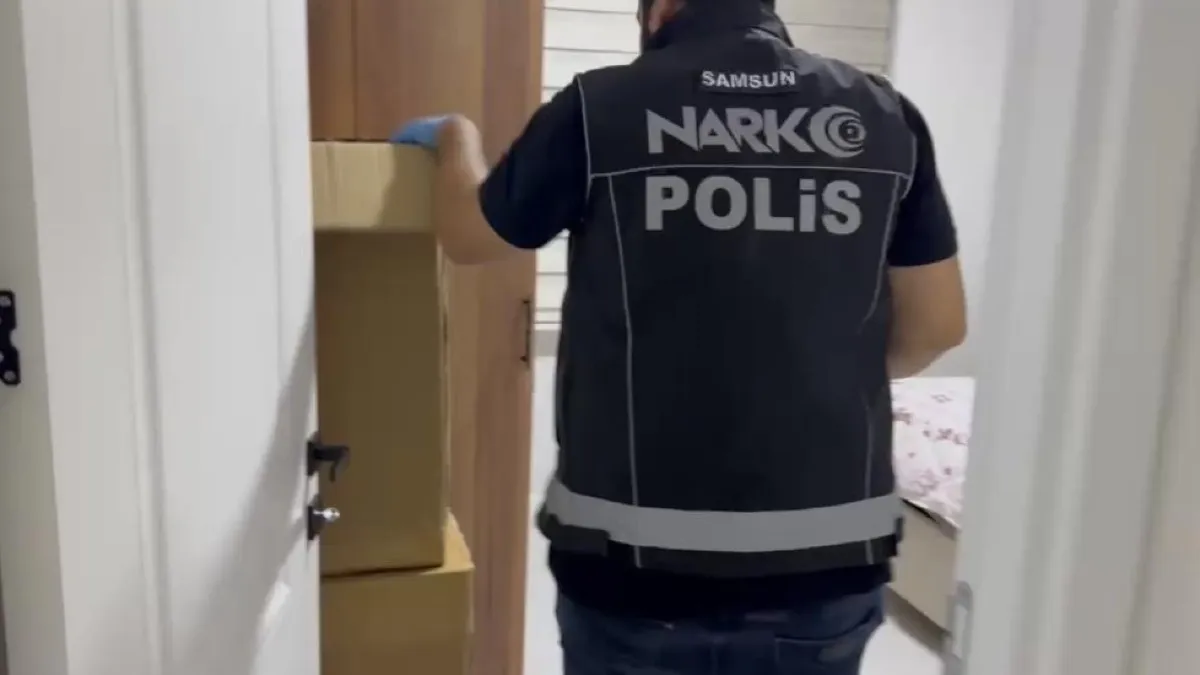 Samsun'da yatağın altından binlerce uyuşturucu hap çıktı