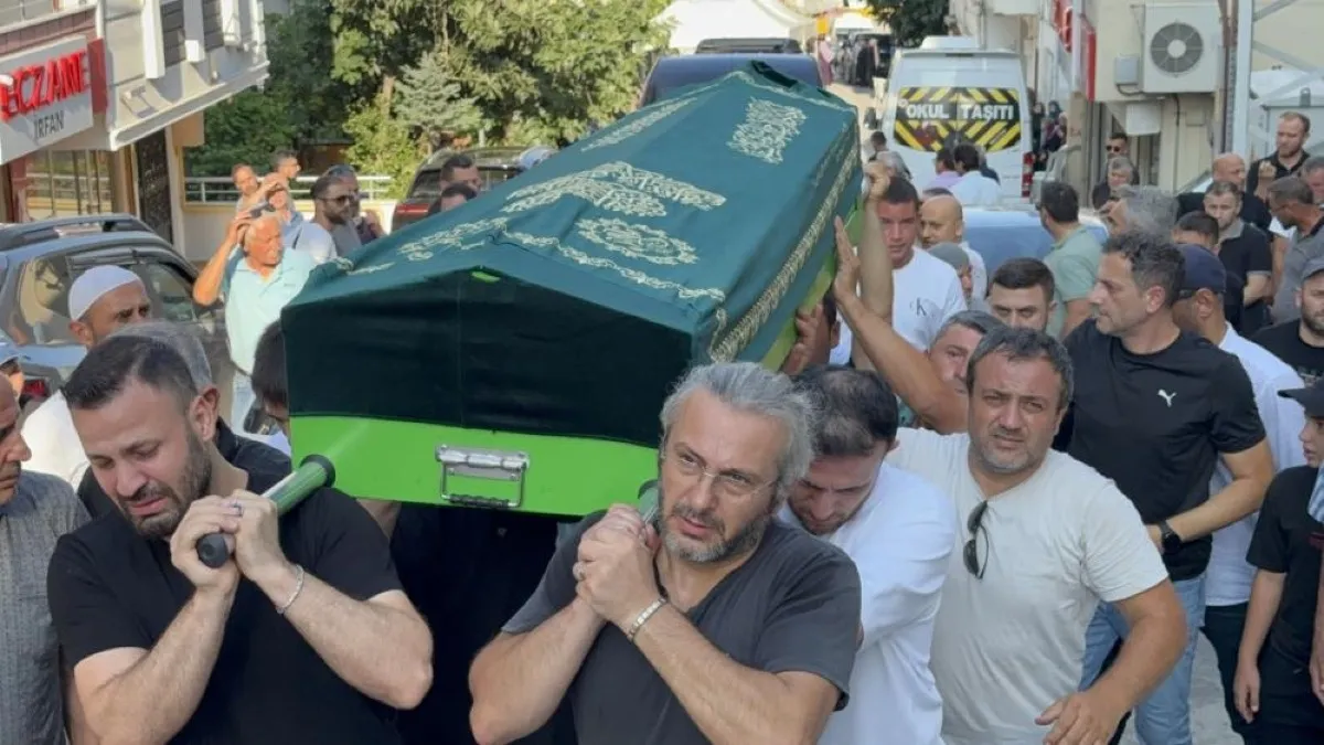 Samsun'da yeğenini kurtarmak isterken boğulan enişte toprağa verildi