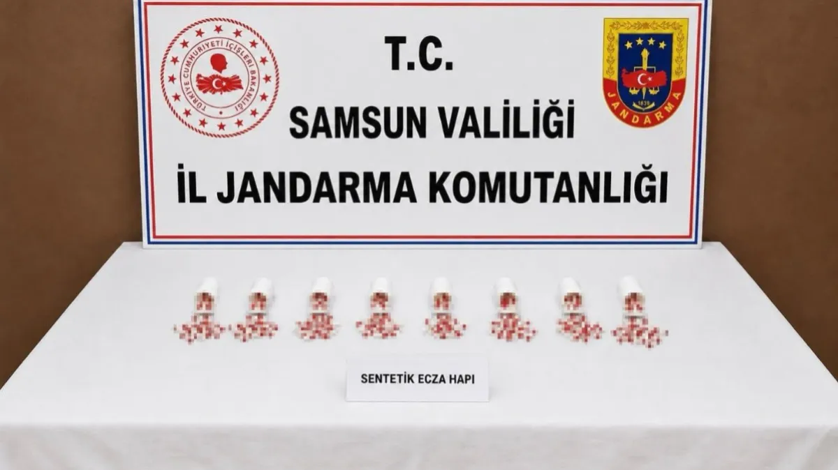 Samsun’da yüzlerce sentetik ecza hapı ele geçirildi