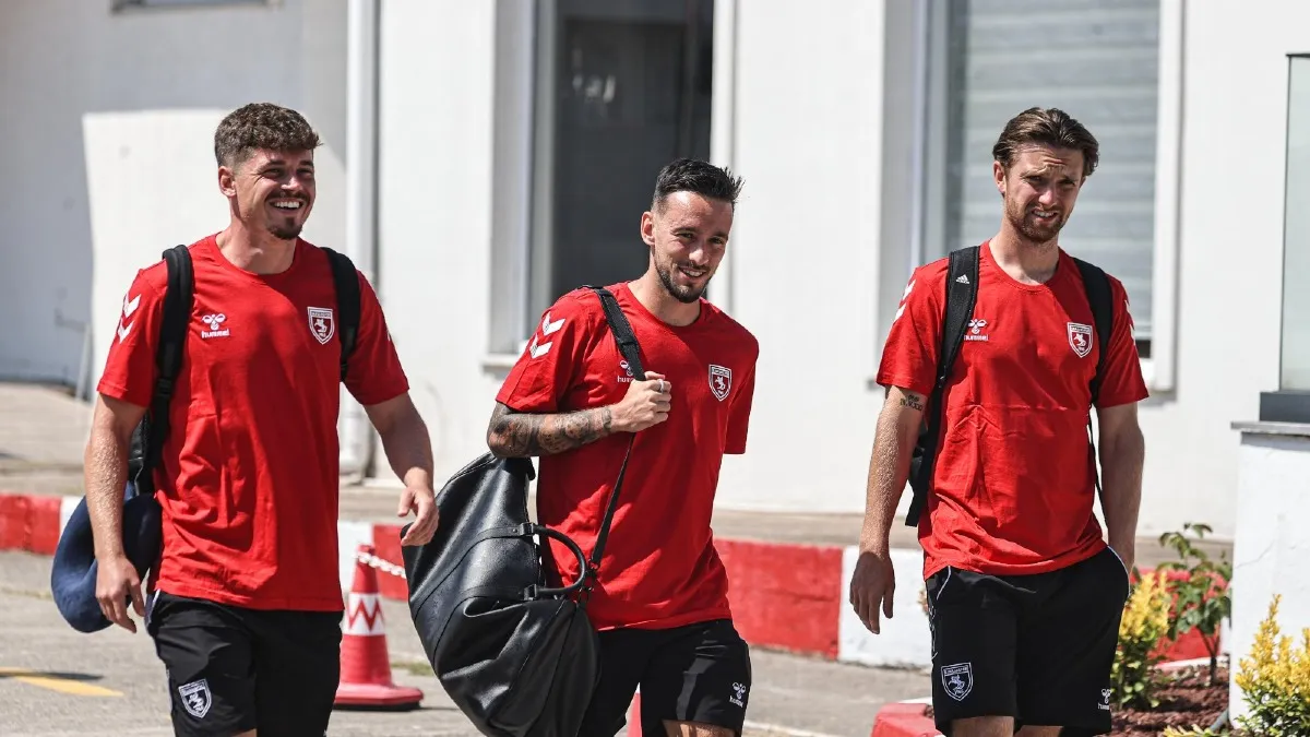 Samsunspor, Kasımpaşa sınavı için İstanbul’a gitti