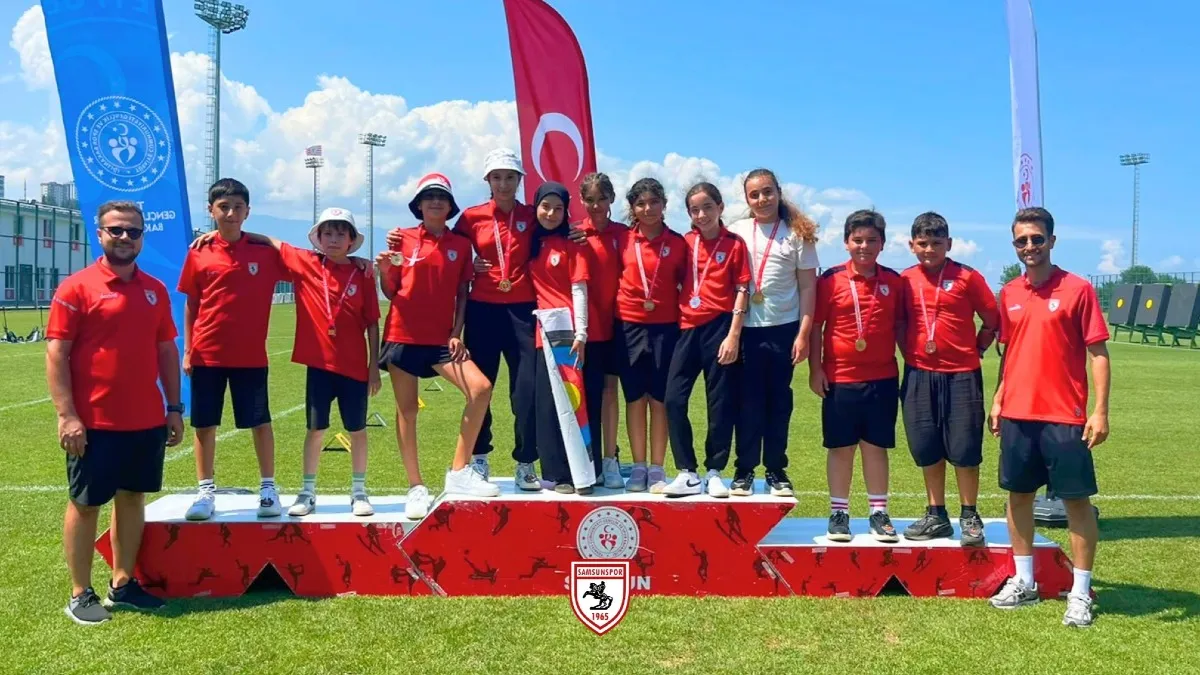 Samsunspor okçulukta madalyaları topladı