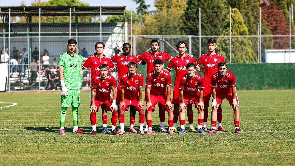 Samsunspor U19 gençleri Trabzonspor'a hazırlanıyor