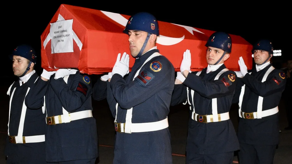 Şehit Mehmet Demirbaş’ın cenazesi Samsun’a getirildi