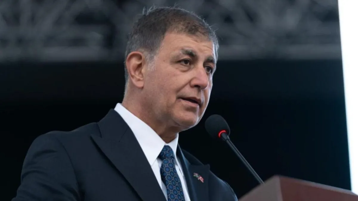 Siyaset gündemini sarsan transfer iddiası: Cemil Tugay rotayı AK Parti'ye mi çevirdi?