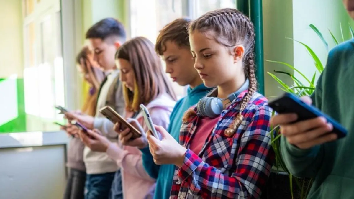 Sosyal medya yok, bağımlılık yok: Çocuklar için yeni telefon önerisi gündemde