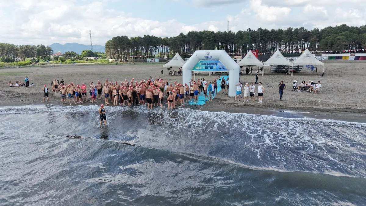 Terme’de açık deniz yarışına yoğun katılım