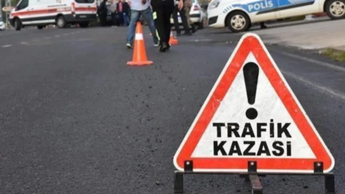 Tokat’ta iki otomobil çarpıştı: 10 yaralı