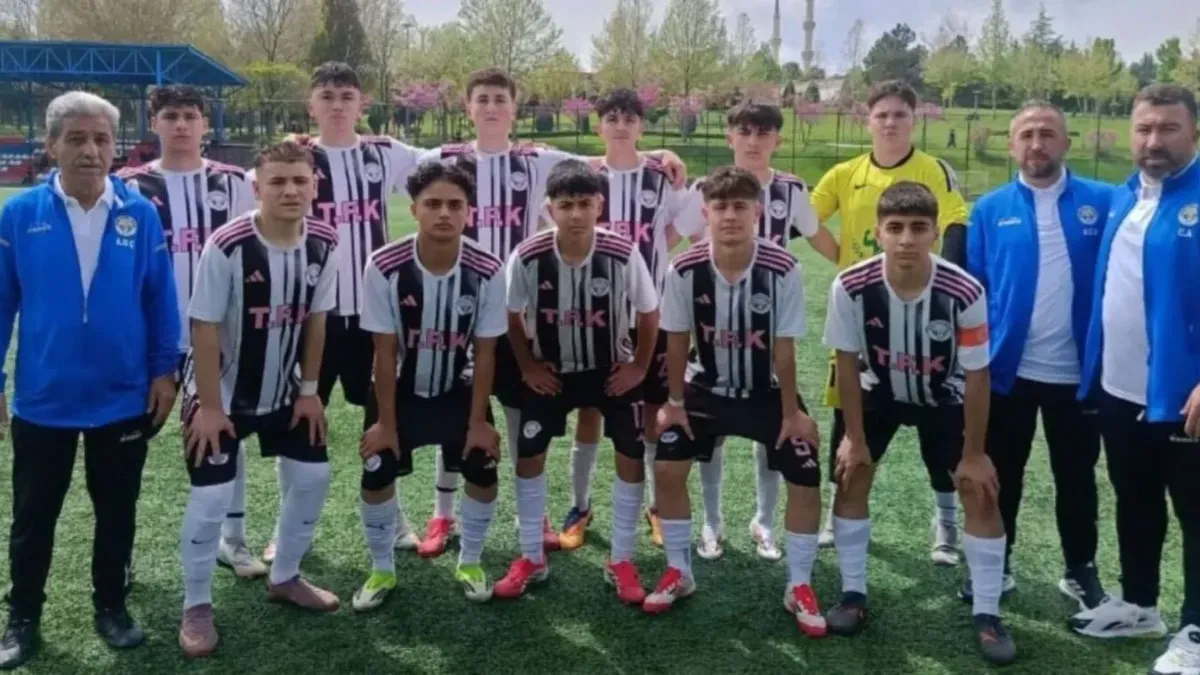 U-15 Türkiye Şampiyonası: Terme FK yarı finalde