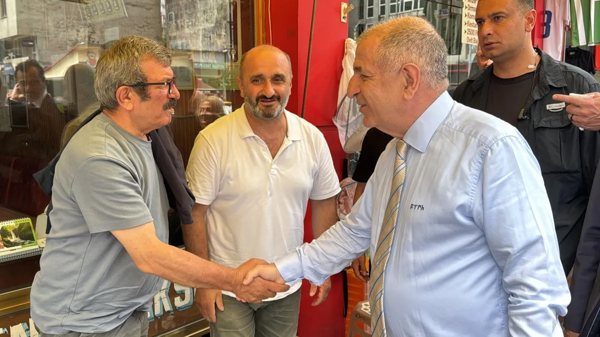 Ümit Özdağ Rize’de esnaf ve vatandaşlarla buluştu