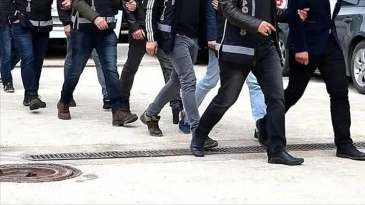 Uyuşturucu satıcılarına 14 ilde eş zamanlı operasyon
